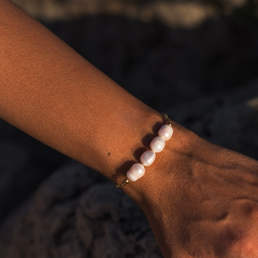The Trail Freshwater Pearl Bracelet