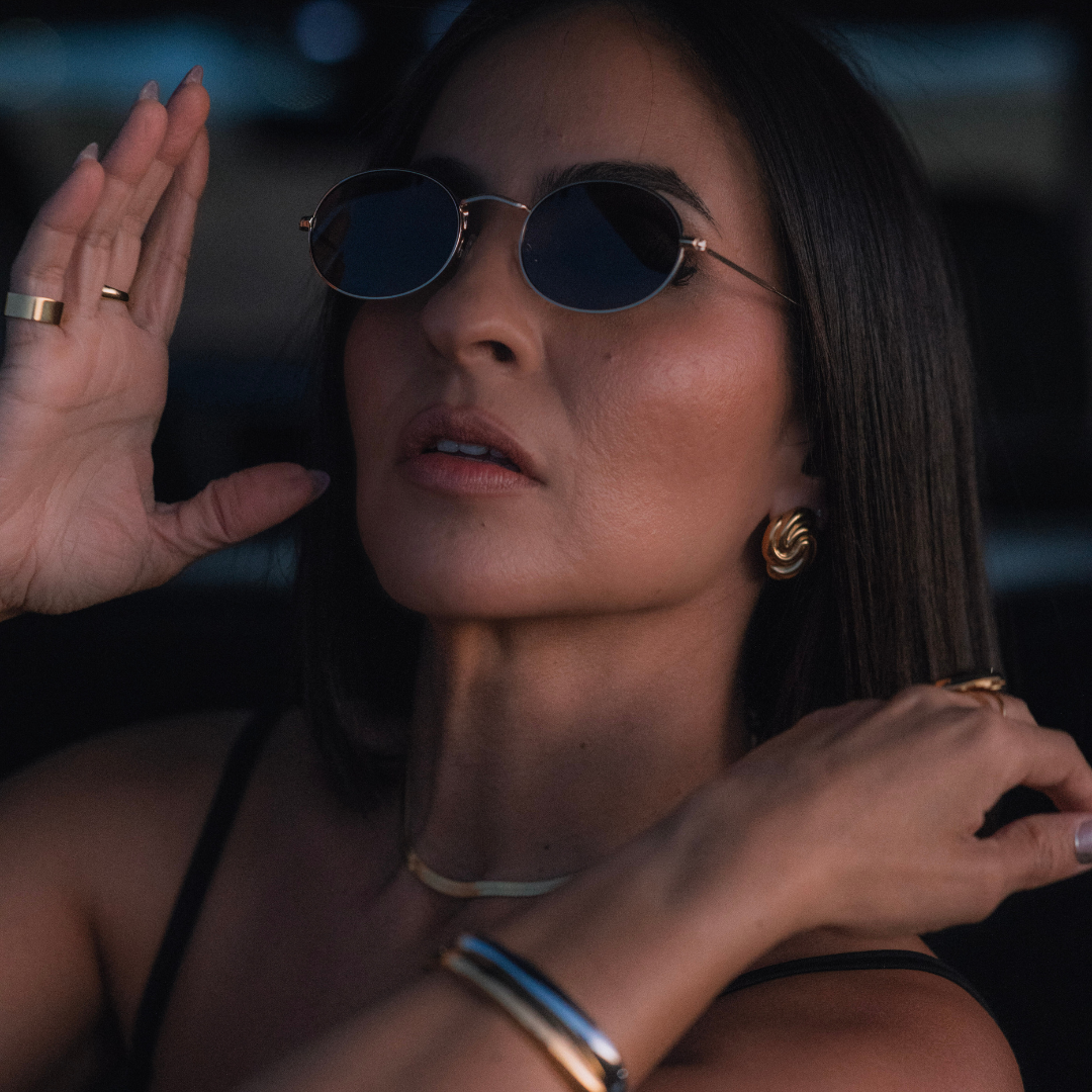 Eleanor Button Earrings