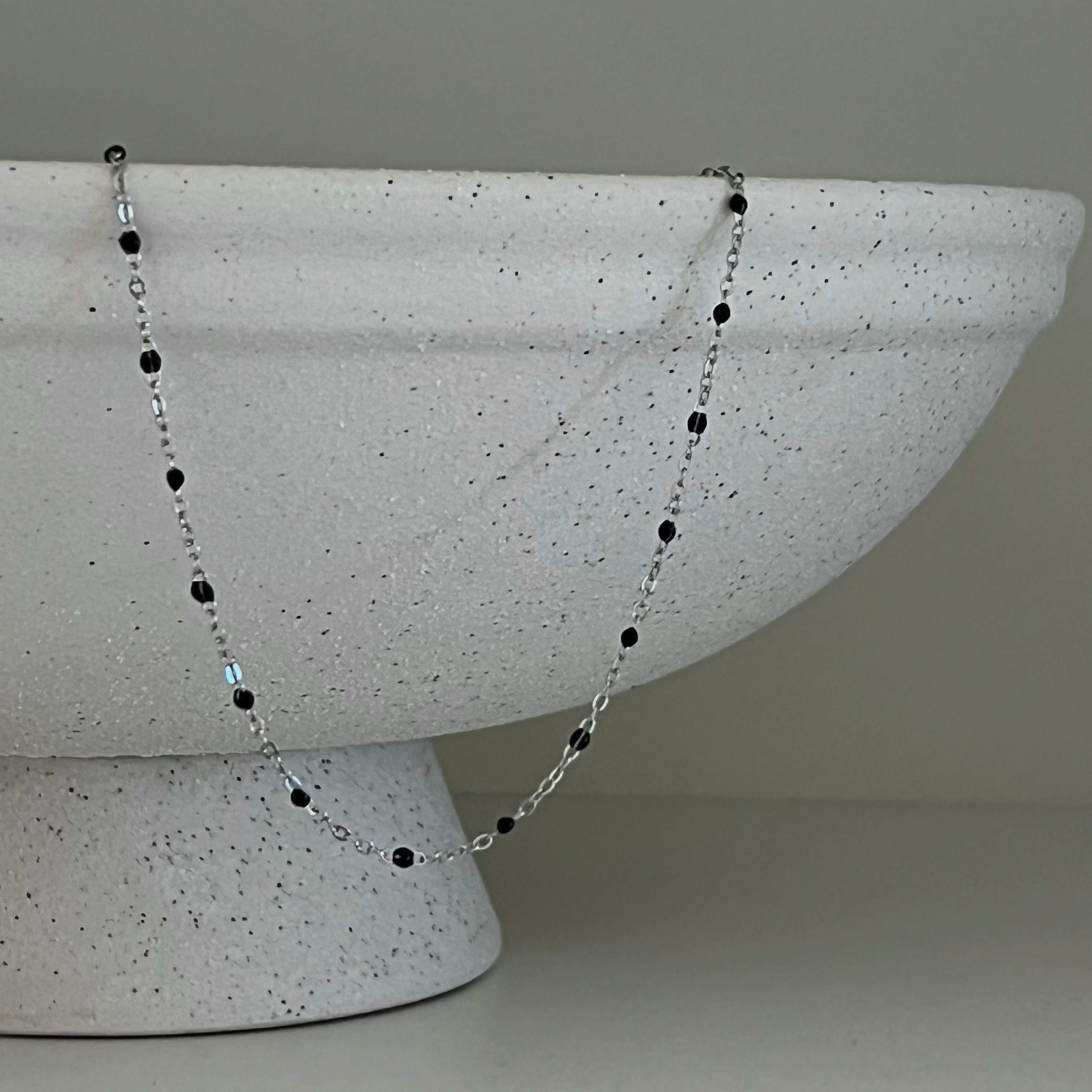 Noir Shorty Necklace | Silver