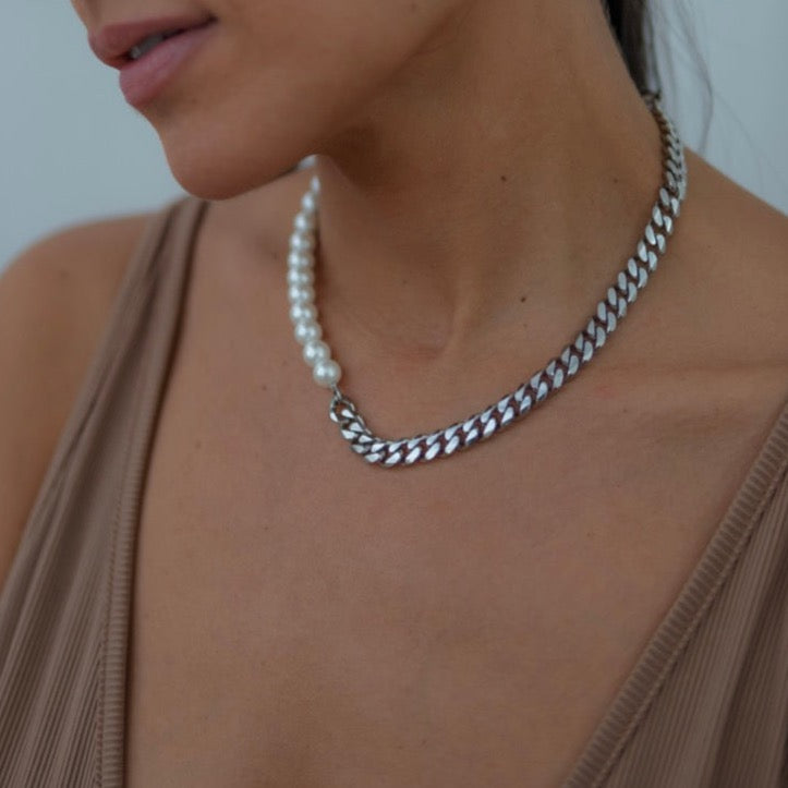 José María Unisex Necklace