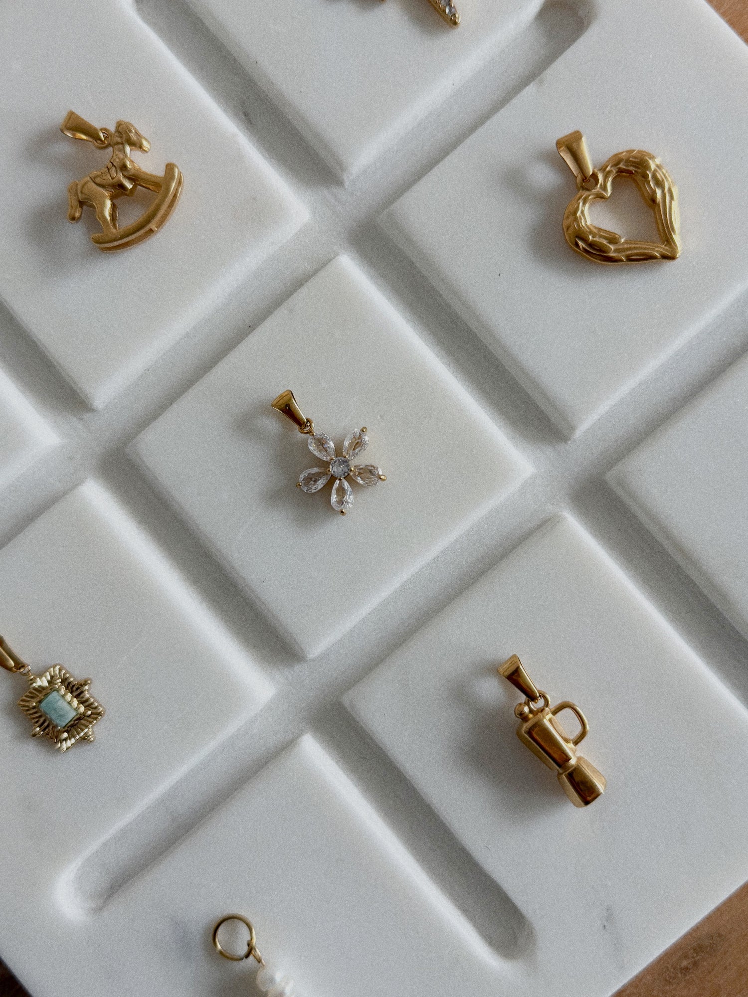 THE CHARM BAR