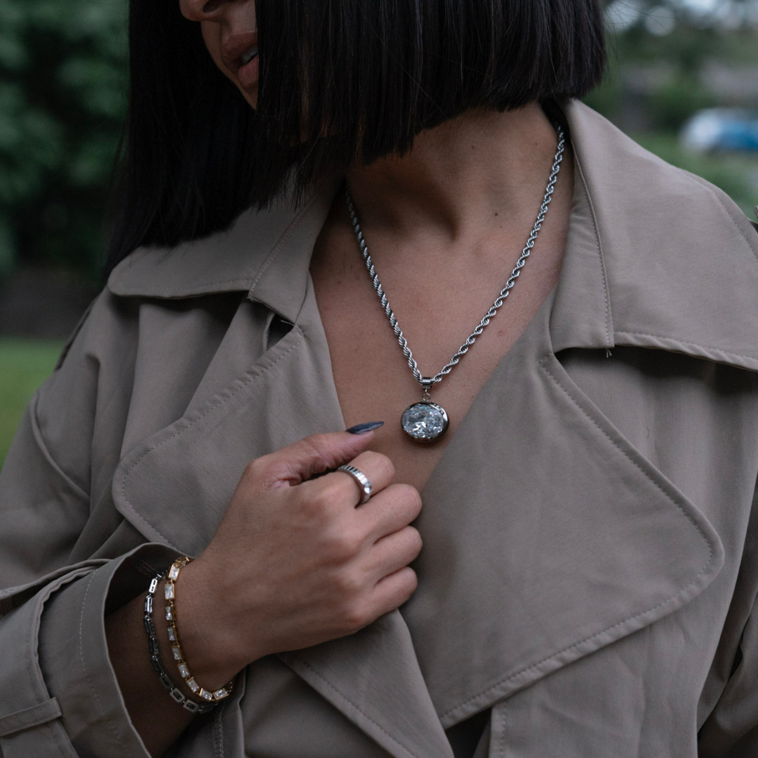 HER Necklace | Silver Hue