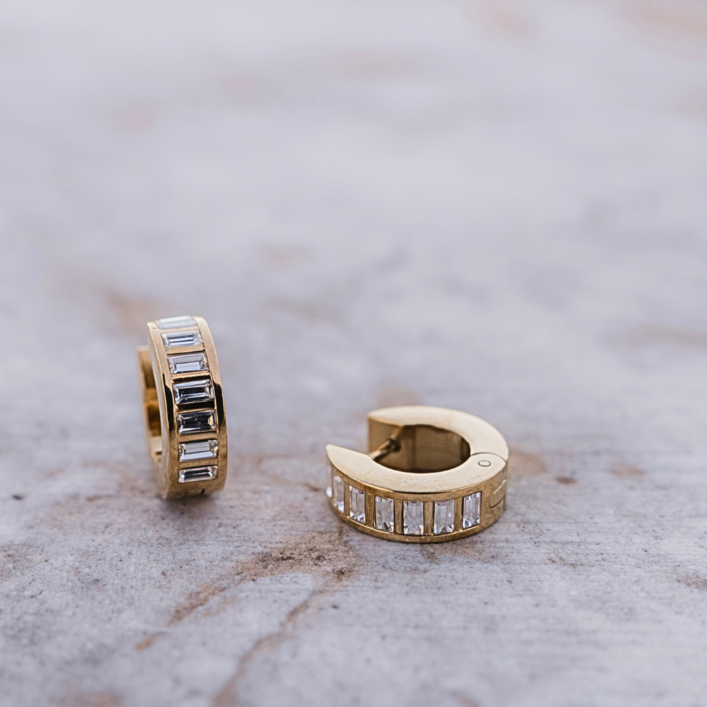 The Baguette Shine Huggies