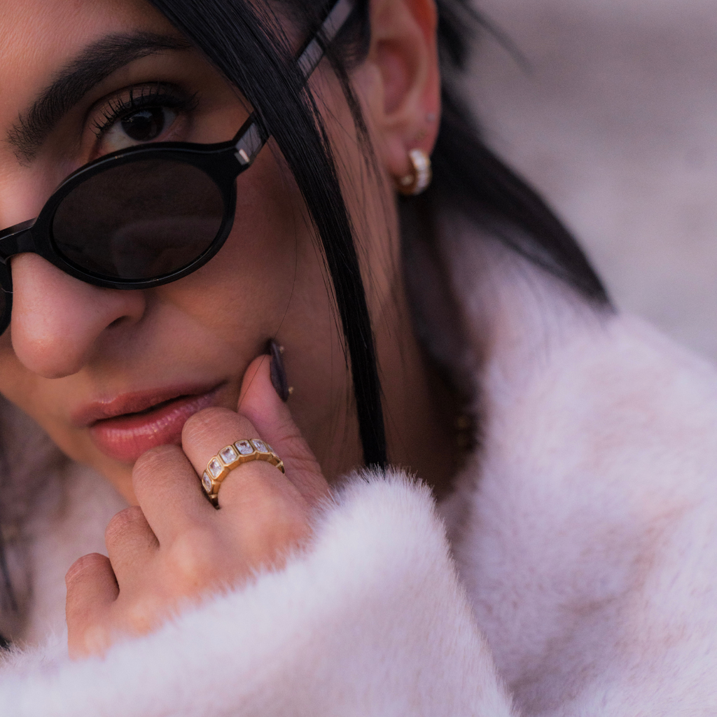 The Facet Eternity Band | Baguette