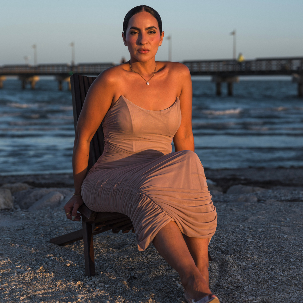 The Aligned Necklace