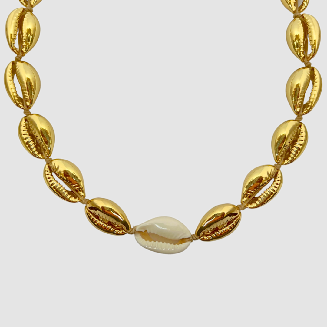 Cove Cowrie Shell Statement String Necklace