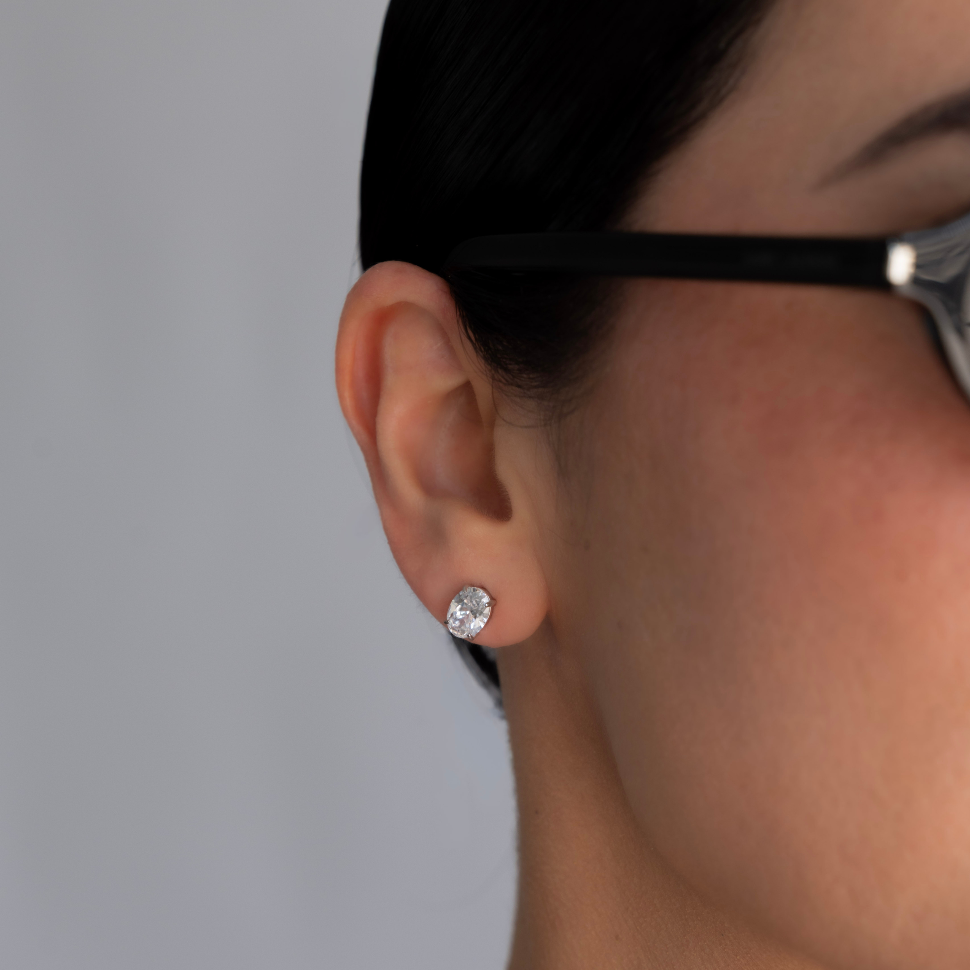 Oval Studs | Gold