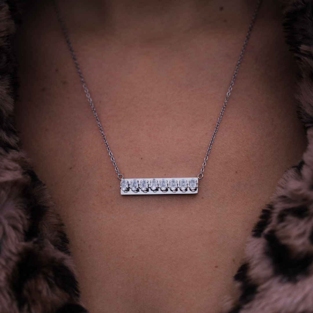 Trophy Treat Necklace | Silver Hue