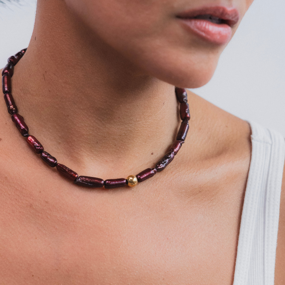Aelia Pearl Necklace | Garnet Edition