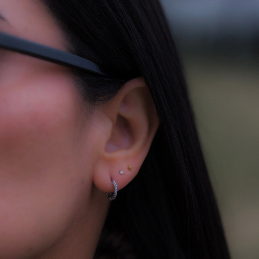 Dainty Twisted Huggies | Silver Hue