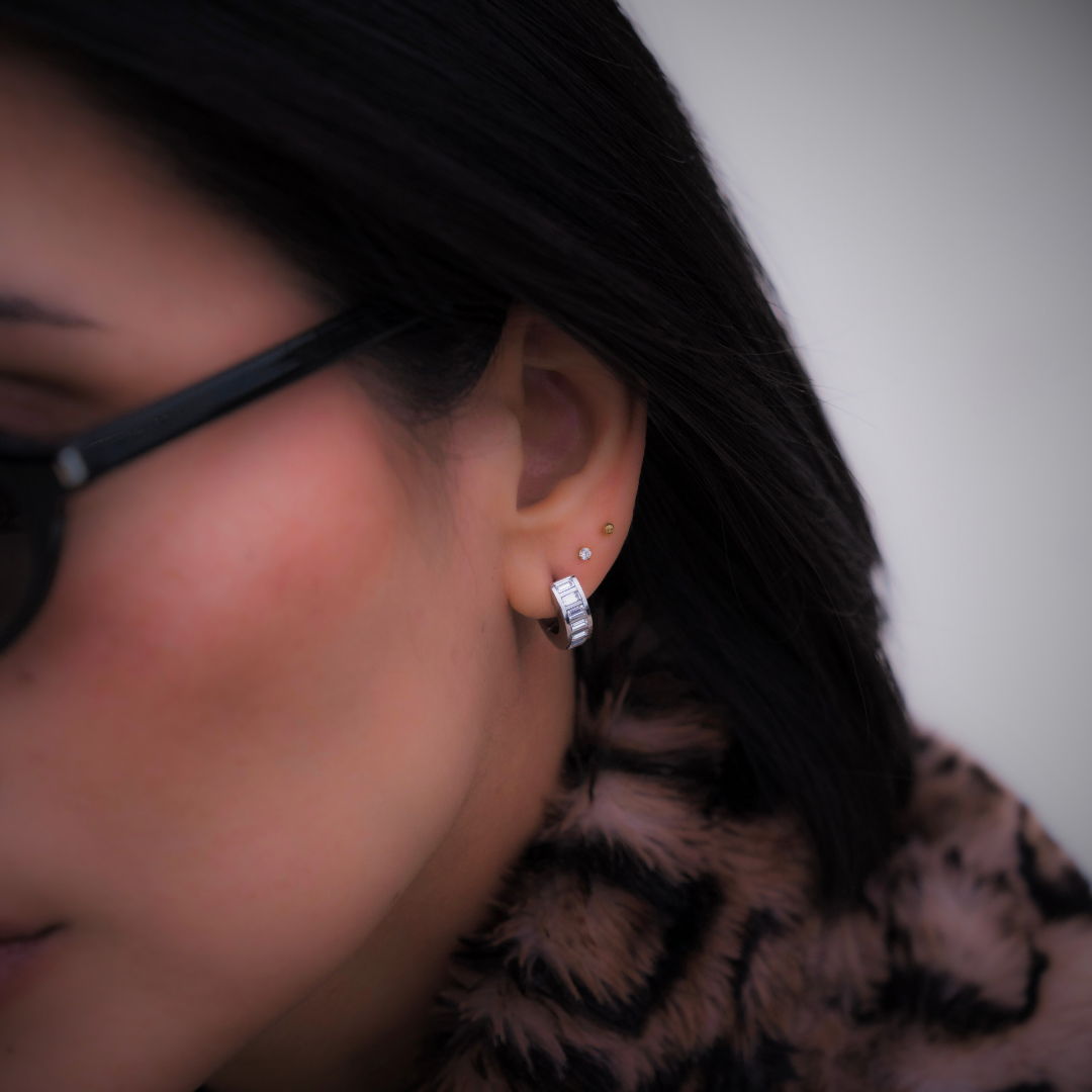 The Baguette Shine Huggies | Silver Hue