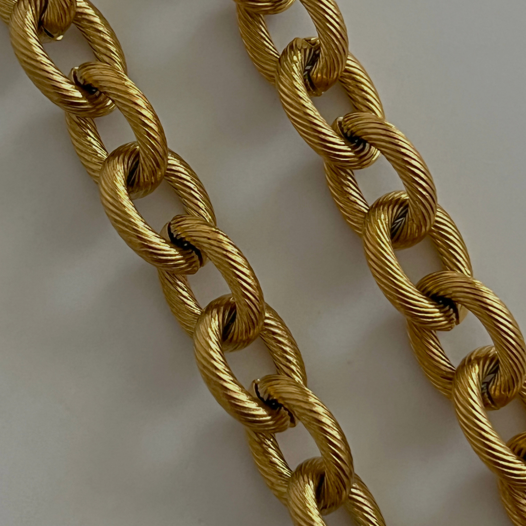 Aura Large Link Chain Necklace | Gold