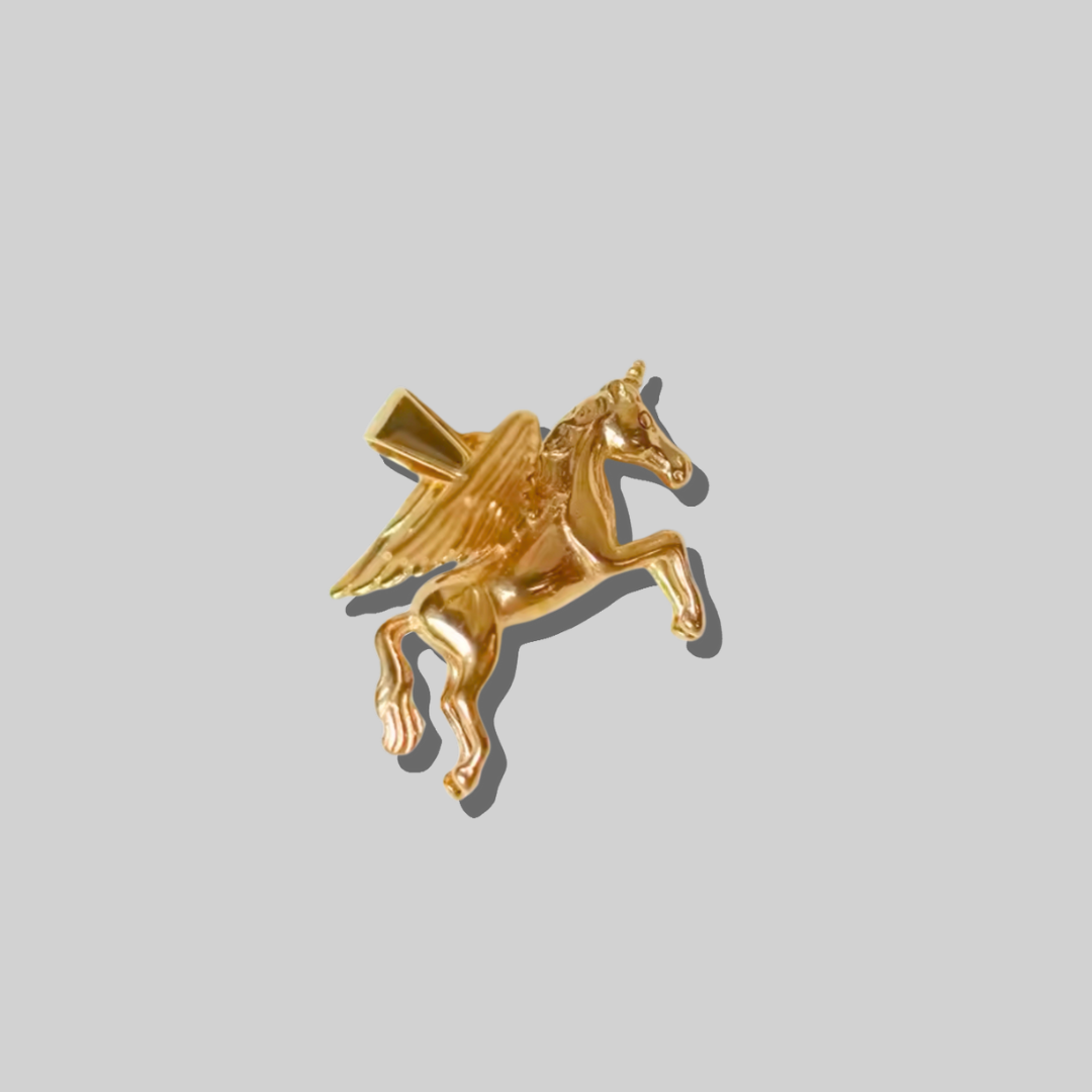 Unicorn Pendant | Gold Hue