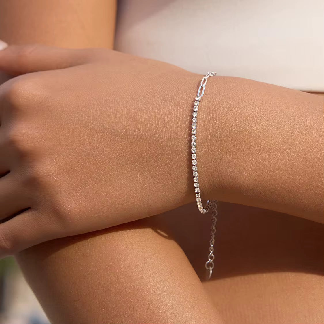 Dee Paperclip-Tennis Bracelet | Silver Hue