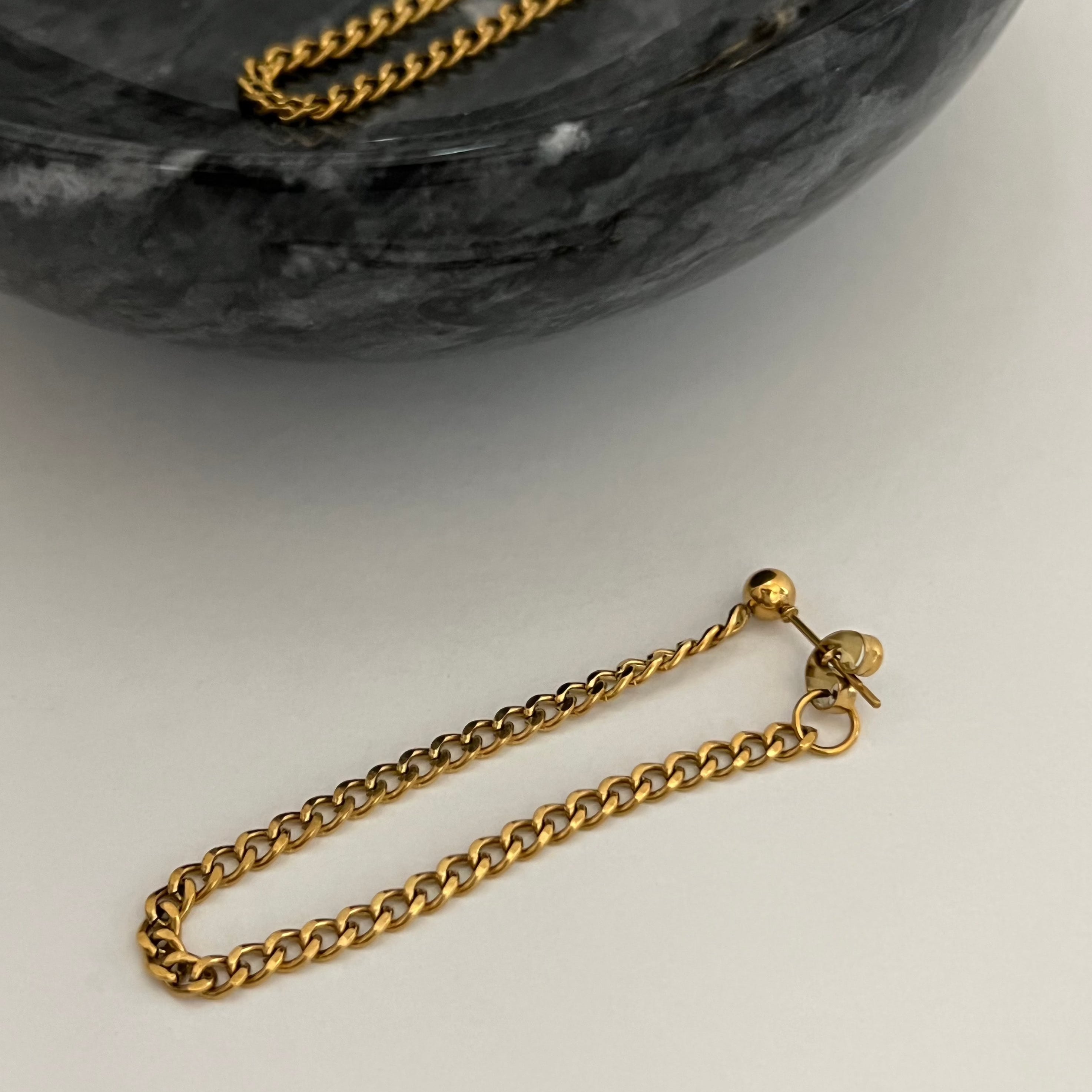Tez Chain Stud Earrings