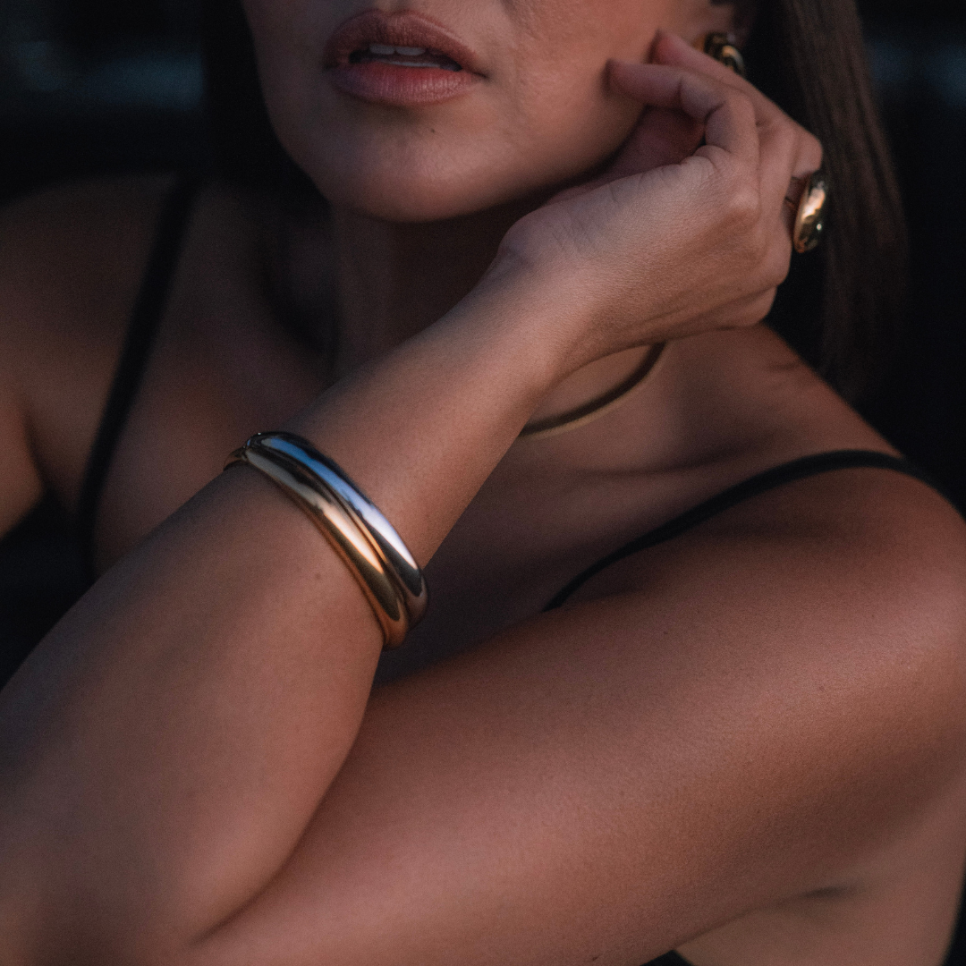 Moxie Rectangular Bangle Bracelet | Silver