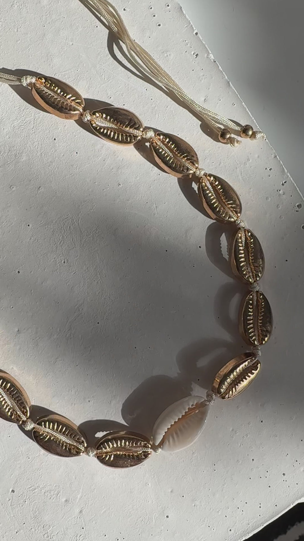 Cowrie Simulated Shell String Necklace