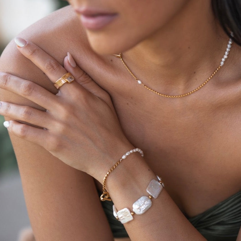 Rafaela Dainty Pearl Necklace