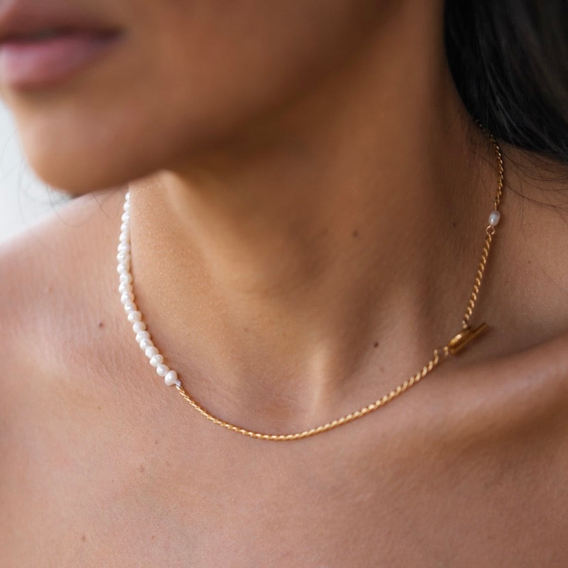 Rafaela Dainty Pearl Necklace