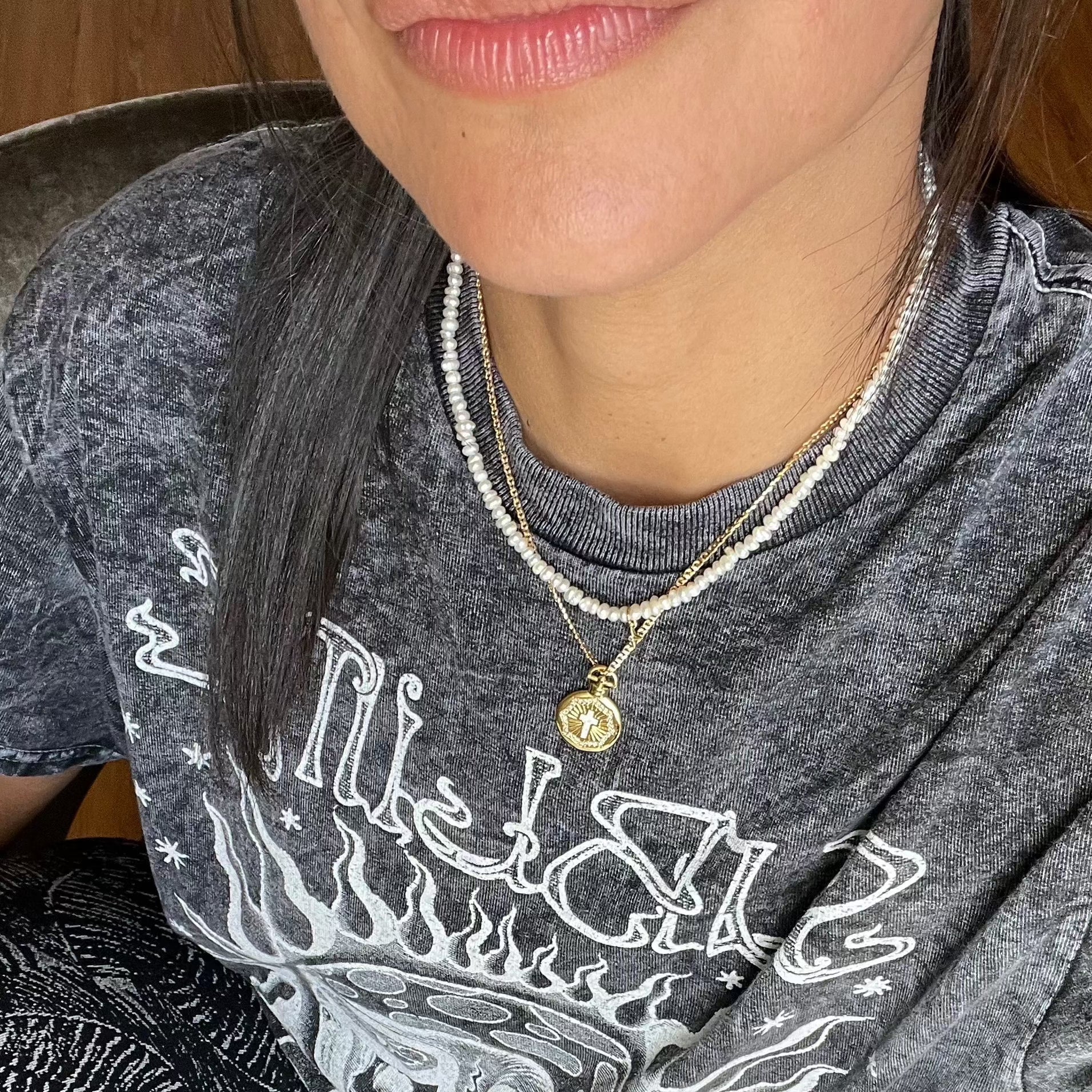 La Cruz Medallion Cuban Chain Necklace